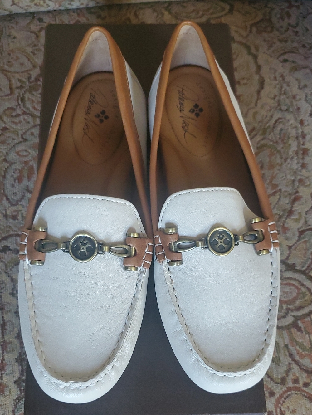 Patricia Nash Trevi Leather Loafers - Picture 1 of 15